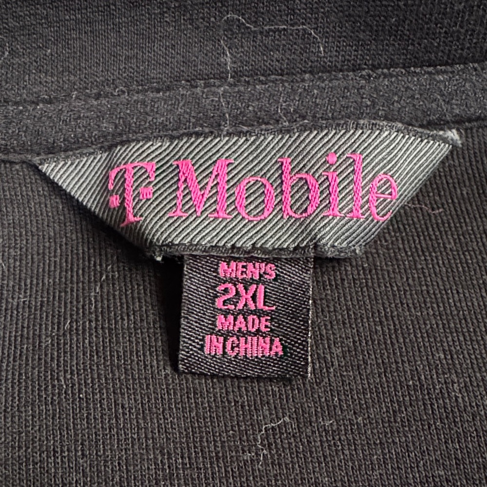 T-Mobile Employee Soft Shell Zip Up Jacket Reflec… - image 7